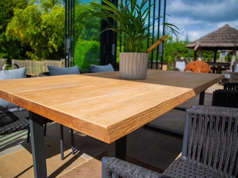 Aruba 6 Chair Edge Dining Set