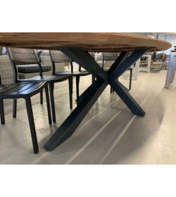 Madre Dining Table