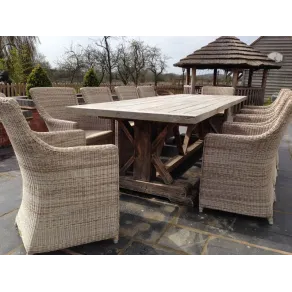 Valencia 10 Chair Dining