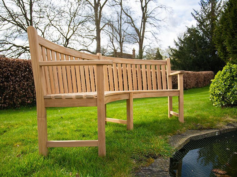 Contour Curved Bench With Arms