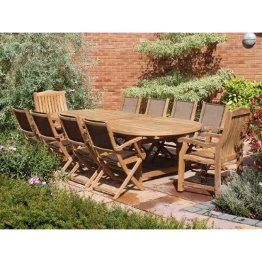 Chunky 3m Oval Table & TNT Chair Set
