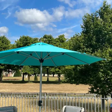 Platinum tilting parasol - 3m
