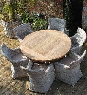 York 6 Chair Round Dining Set