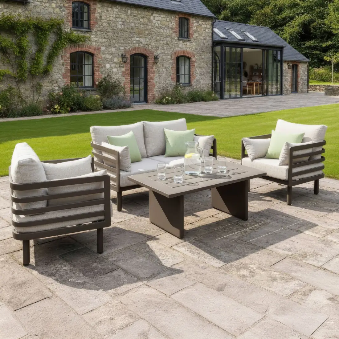 Metro Aluminium 2 Seat Sofa Armchairs Set Metro Aluminium 2 Seat Sofa Armchairs Set