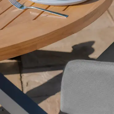 Ambition 6 Seat Round Jakarta Dining Set