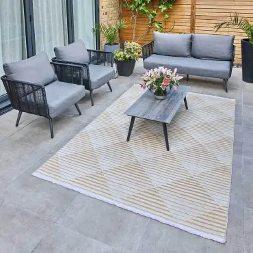 Diamond Indoor & Outdoor Rug - 290x190cm