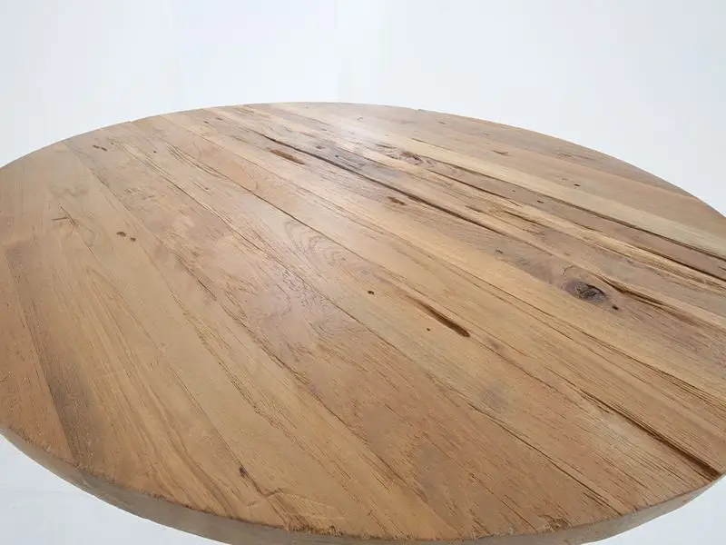 Baka Bar Table