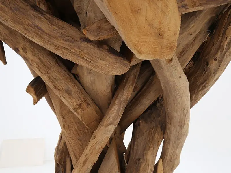 Baka Bar Table