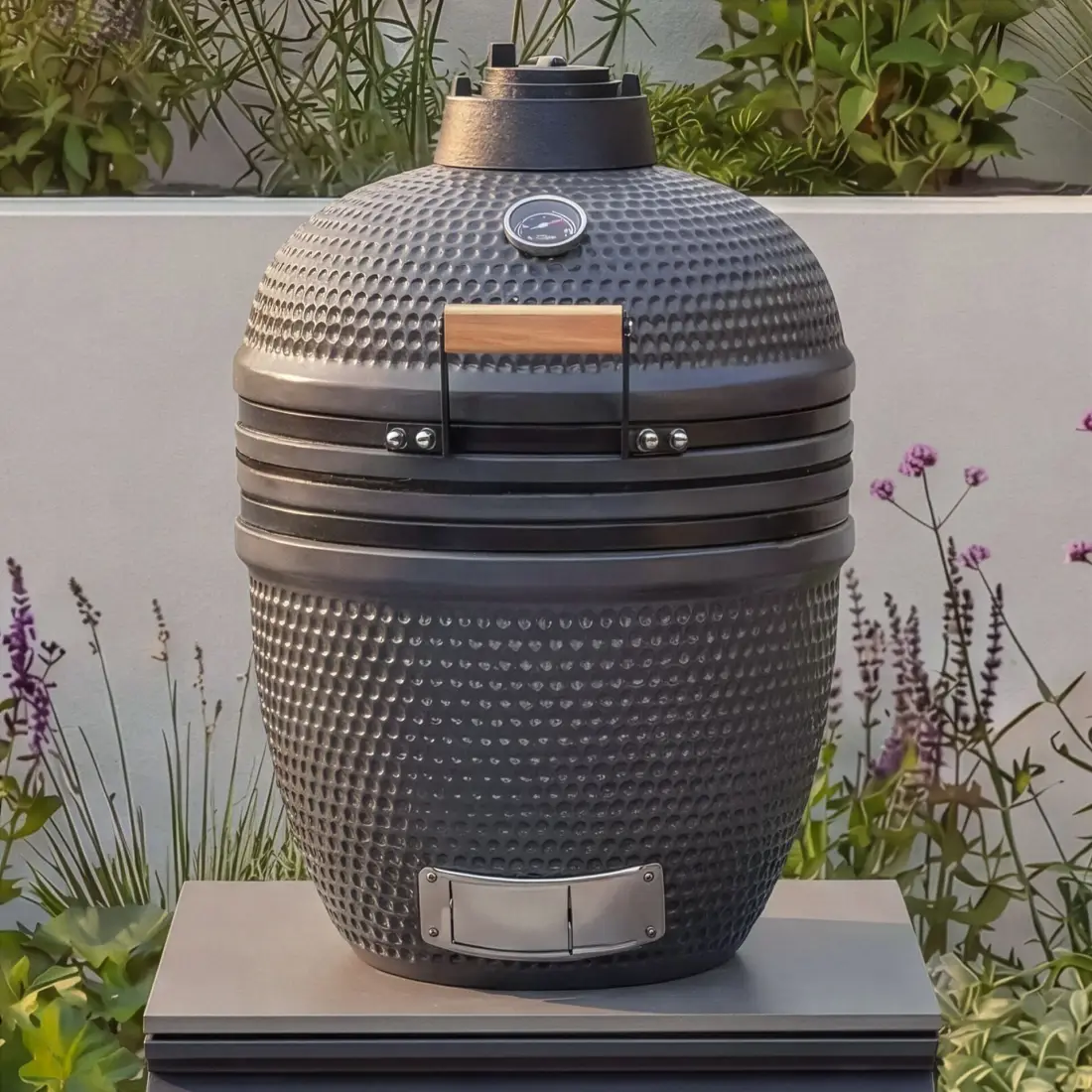 Ember 21 Inch Ceramic Egg Kamado BBQ