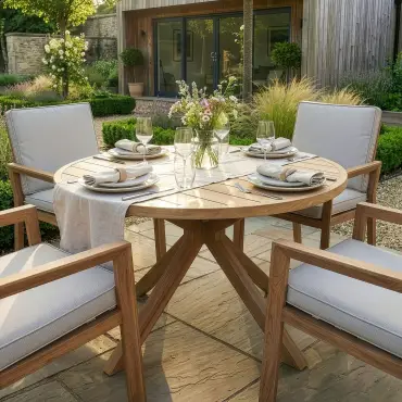 New York 4-Seat Dining Set: Relaxed Dining
