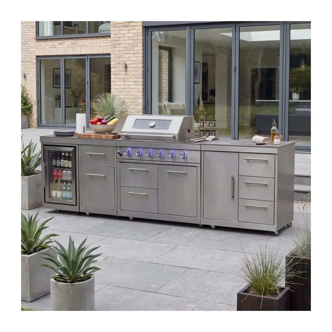 Stanley Straight 4 Burner Gas BBQ S3018-B - Stainless Steel Stanley Straight 4 Burner Gas BBQ S3018-B - Stainless Steel
