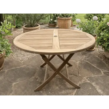 Henley round folding table -120cm diameter