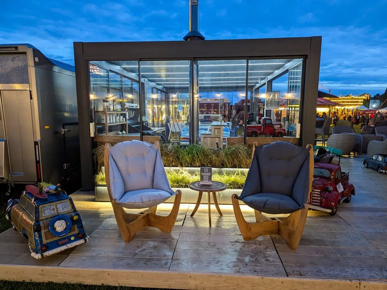 Kangaroo Teak Lounge Chair - Certified