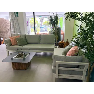 Oslo Corner Group with With Firepit