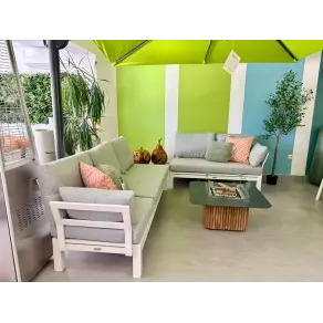 Oslo Corner Group with With Firepit