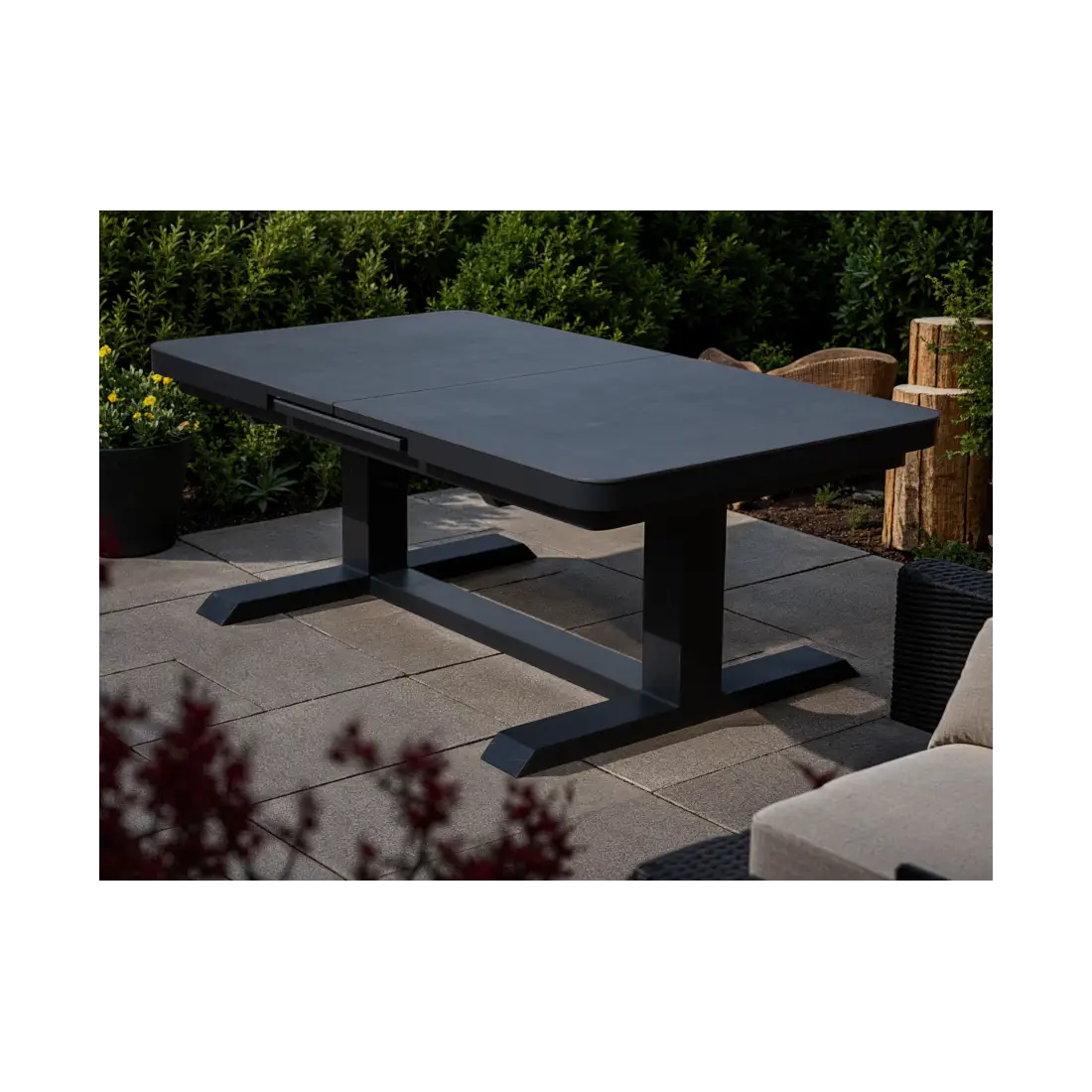 Sicilie Ceramic Extending Table Sicilie Ceramic Extending Table
