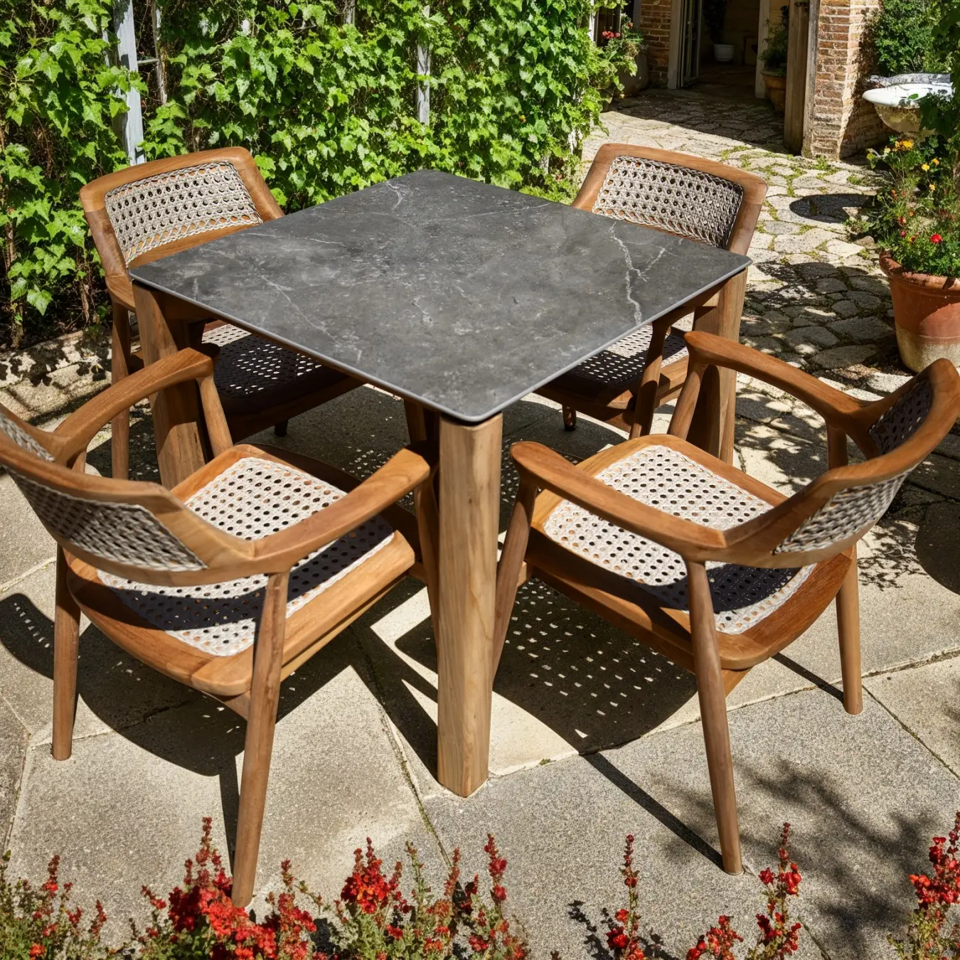Pedro 4 Chair Dining Set