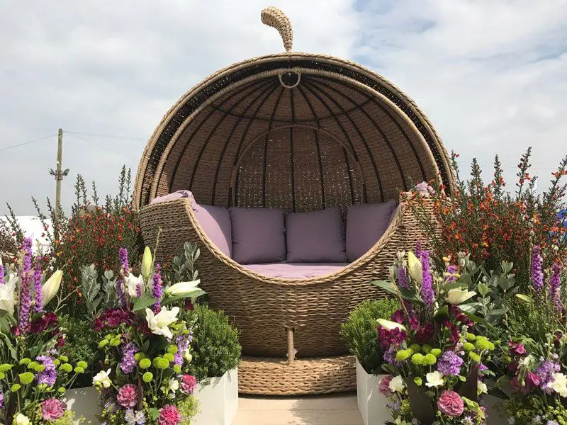Montana Apple Day Bed