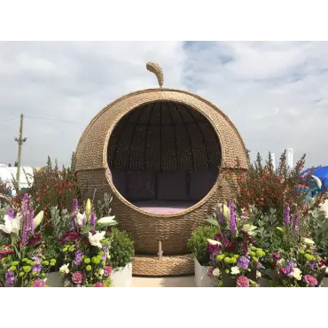 Montana Apple Day Bed