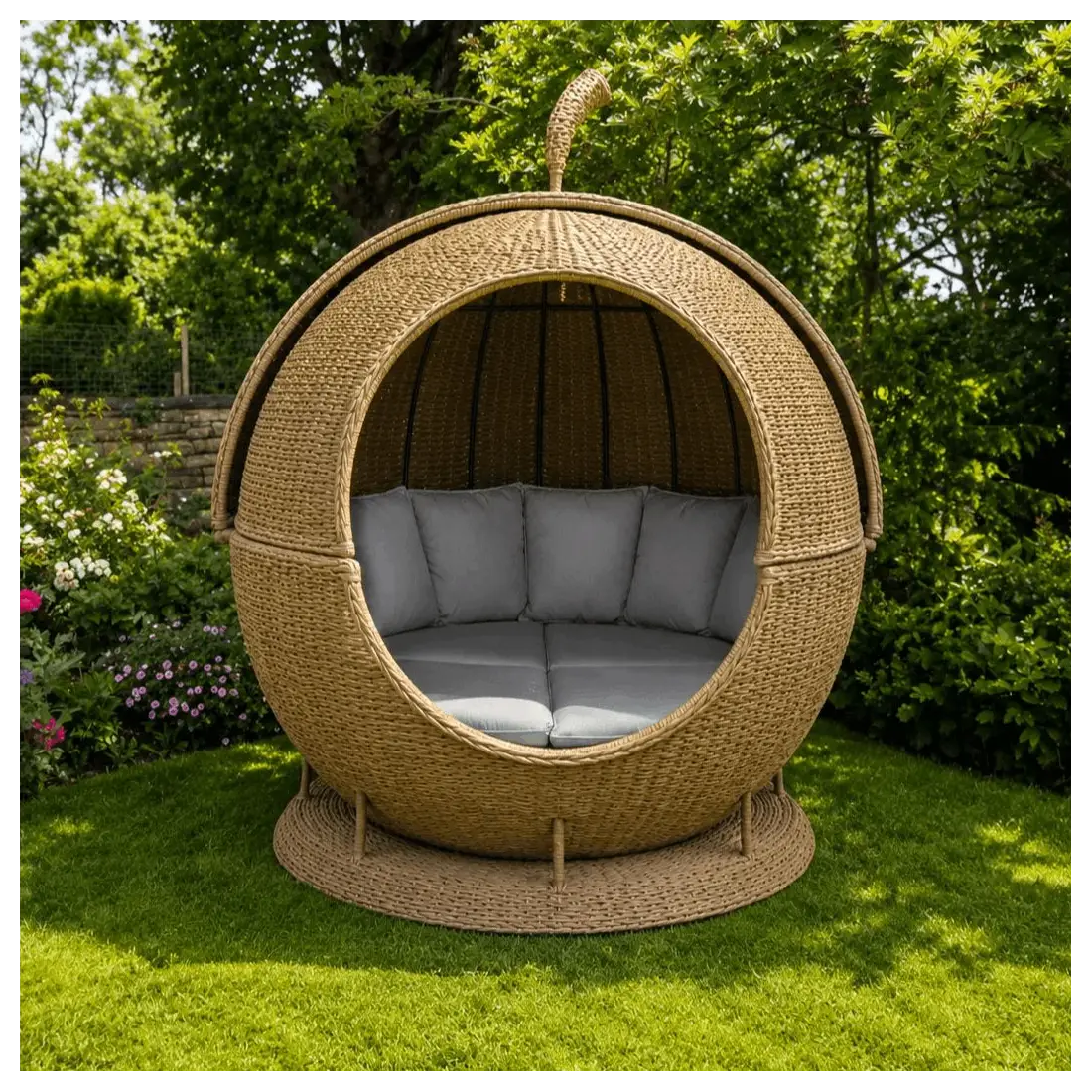 Montana Apple Day Bed Outdoor Rattan Weave Montana Apple Day Bed Outdoor Rattan Weave