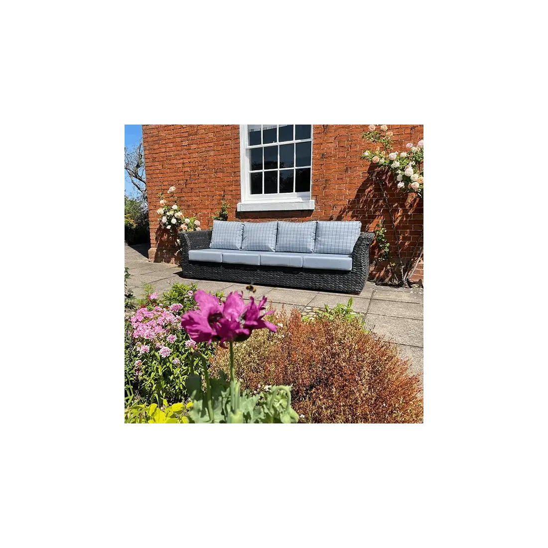 Midnight Montana 4 seater sofa - outdoor Midnight Montana 4 seater sofa - outdoor