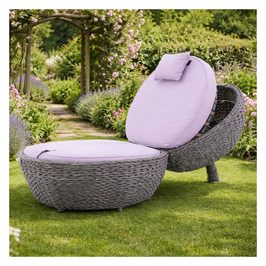 Midnight Montana garden furniture Magic Apple Day Bed