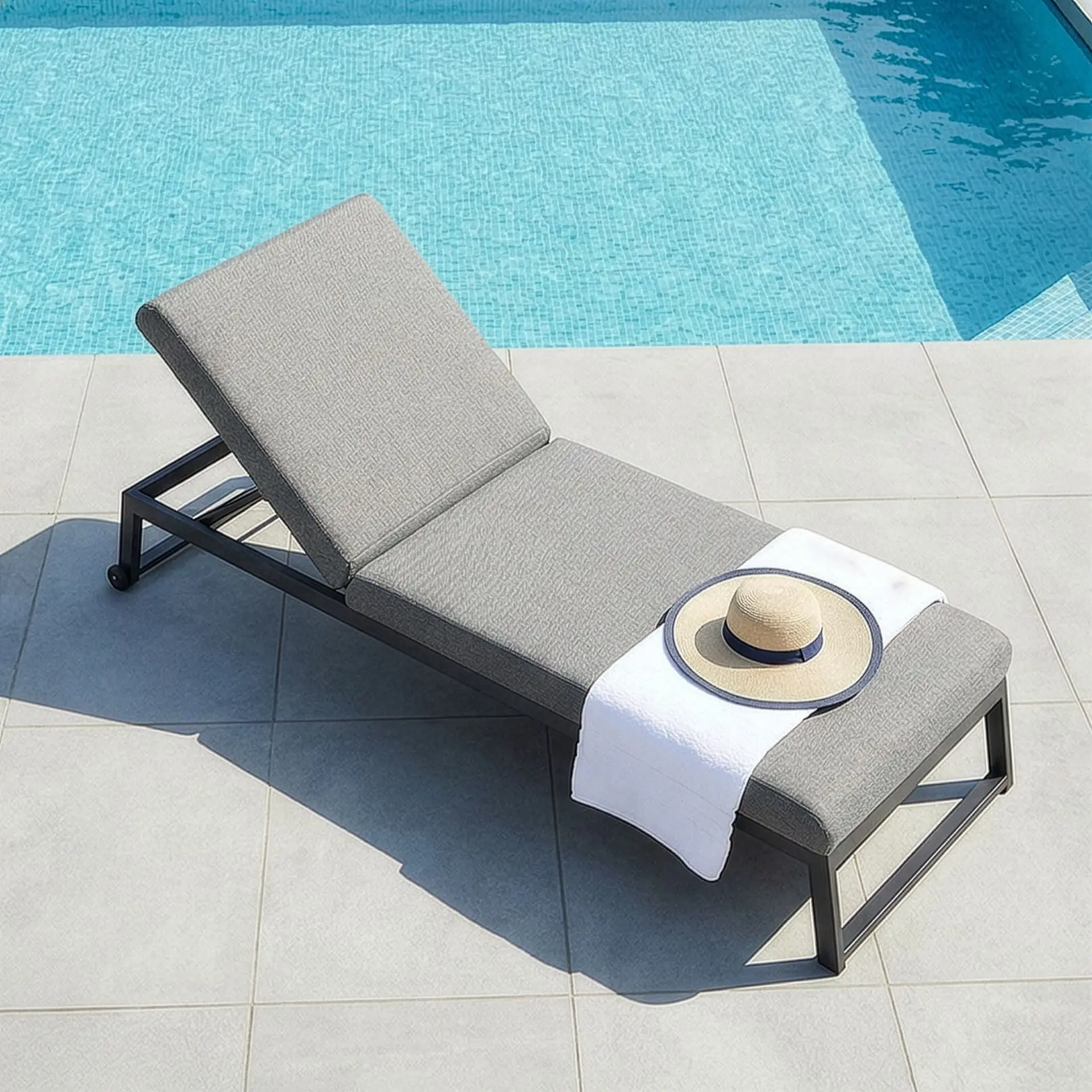 Fabric Allure Sunlounger x2 White frame