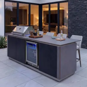 Outdoor Kitchen Island & Bar - 4 Burner Gas Grill, Fridge & Storage Units