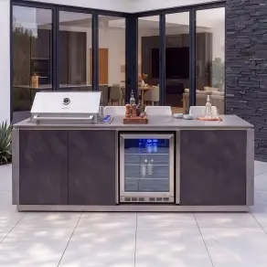 Outdoor Kitchen Island & Bar - 4 Burner Gas Grill, Fridge & Storage Units