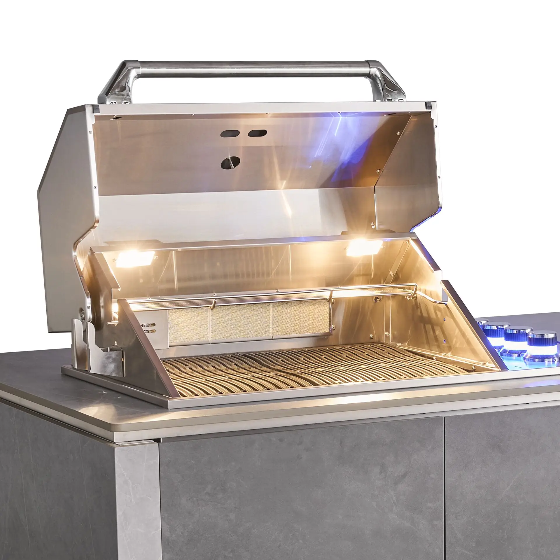 Outdoor Kitchen Island & Bar
