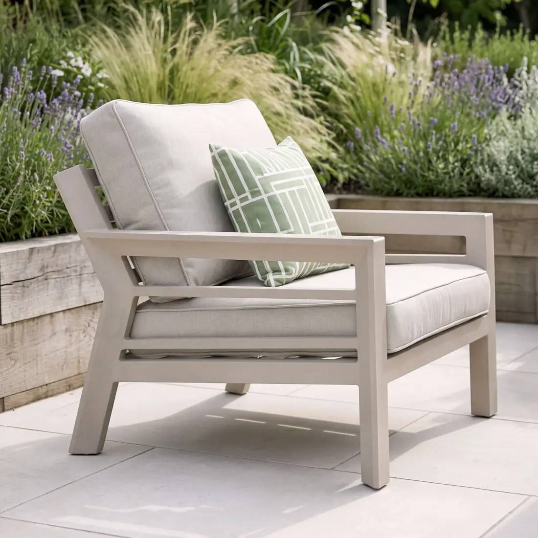 New York Aluminium Garden Armchair - Latte