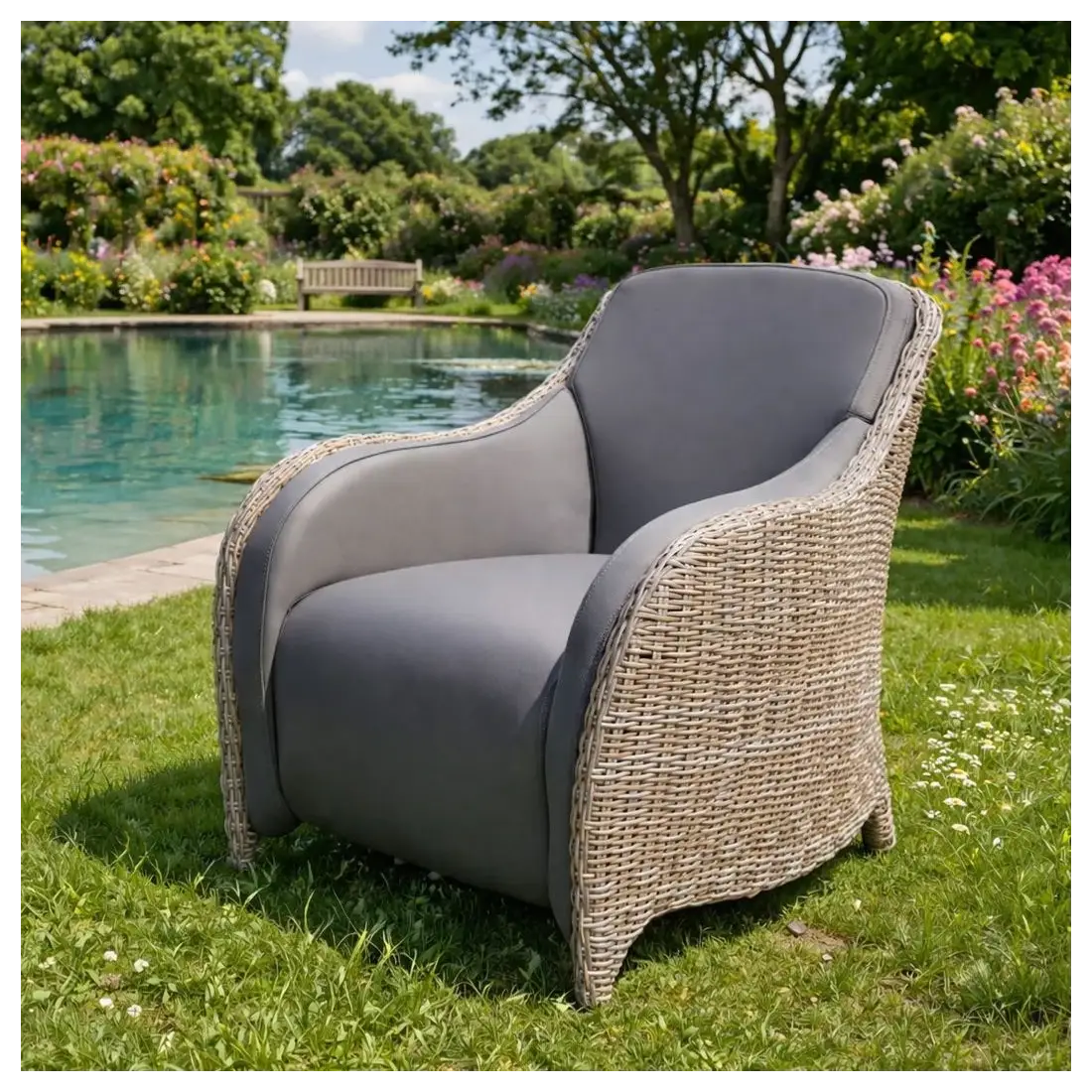 Meteor Lounge Armchair Meteor Lounge Armchair