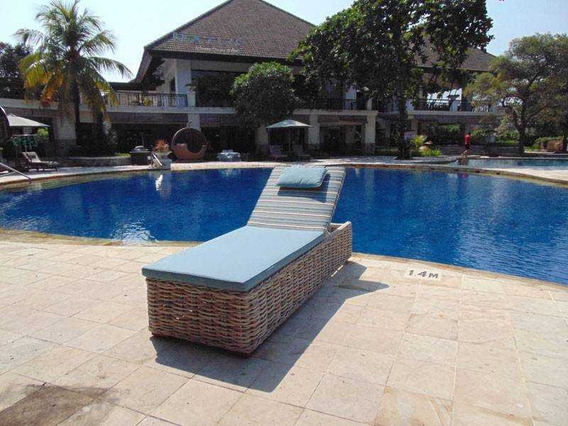 Fiji Sun Lounger Ex display