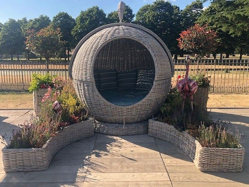 Fiji Apple Day Bed Ex display