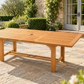 Chunky Rectangular Extending Table | Garden Furniture Spain