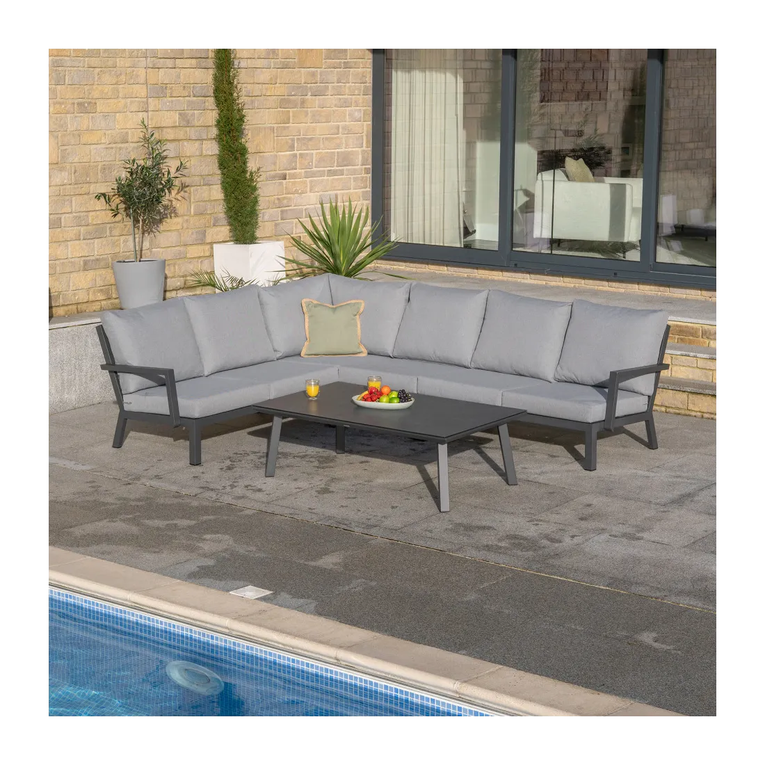 Vogue Aluminium Large Corner Aluminium Lounging Set