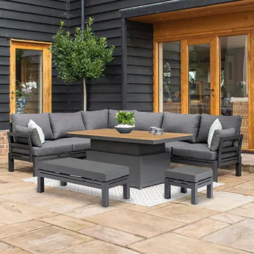 Oslo Corner Group with With Rising Table  - 1