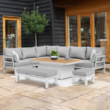 Oslo Corner Group with With Rising Table